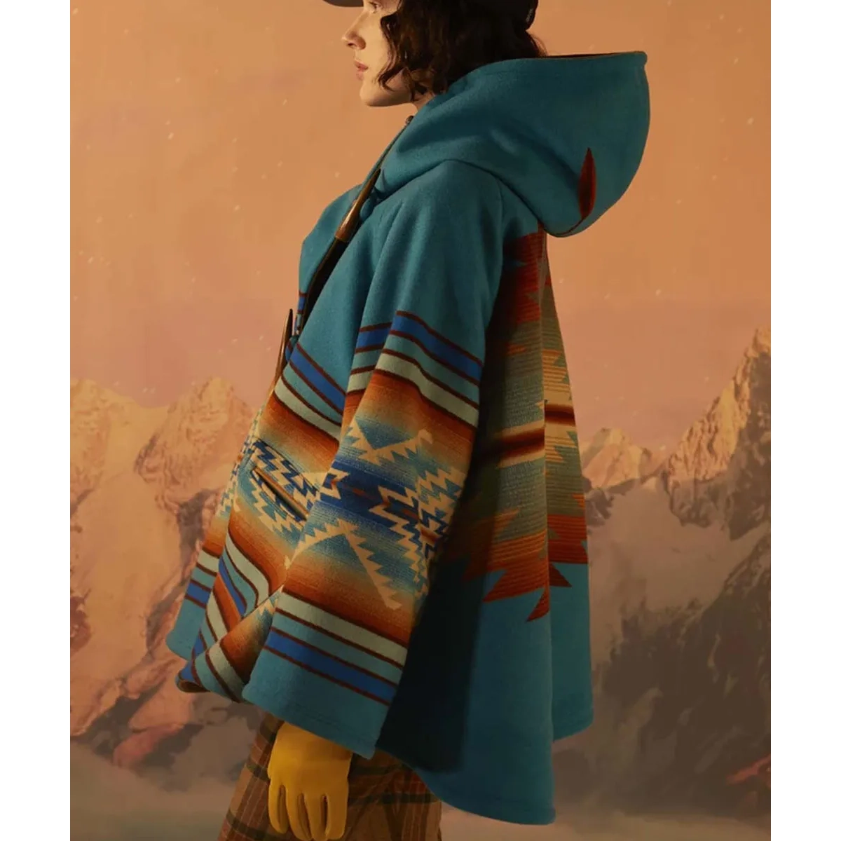 Beth Dutton Yellowstone Season 03 Blue Coat - Image 6