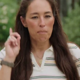 Fixer Upper Colorado Mountain House S01 Joanna Gaines Striped Polo Top