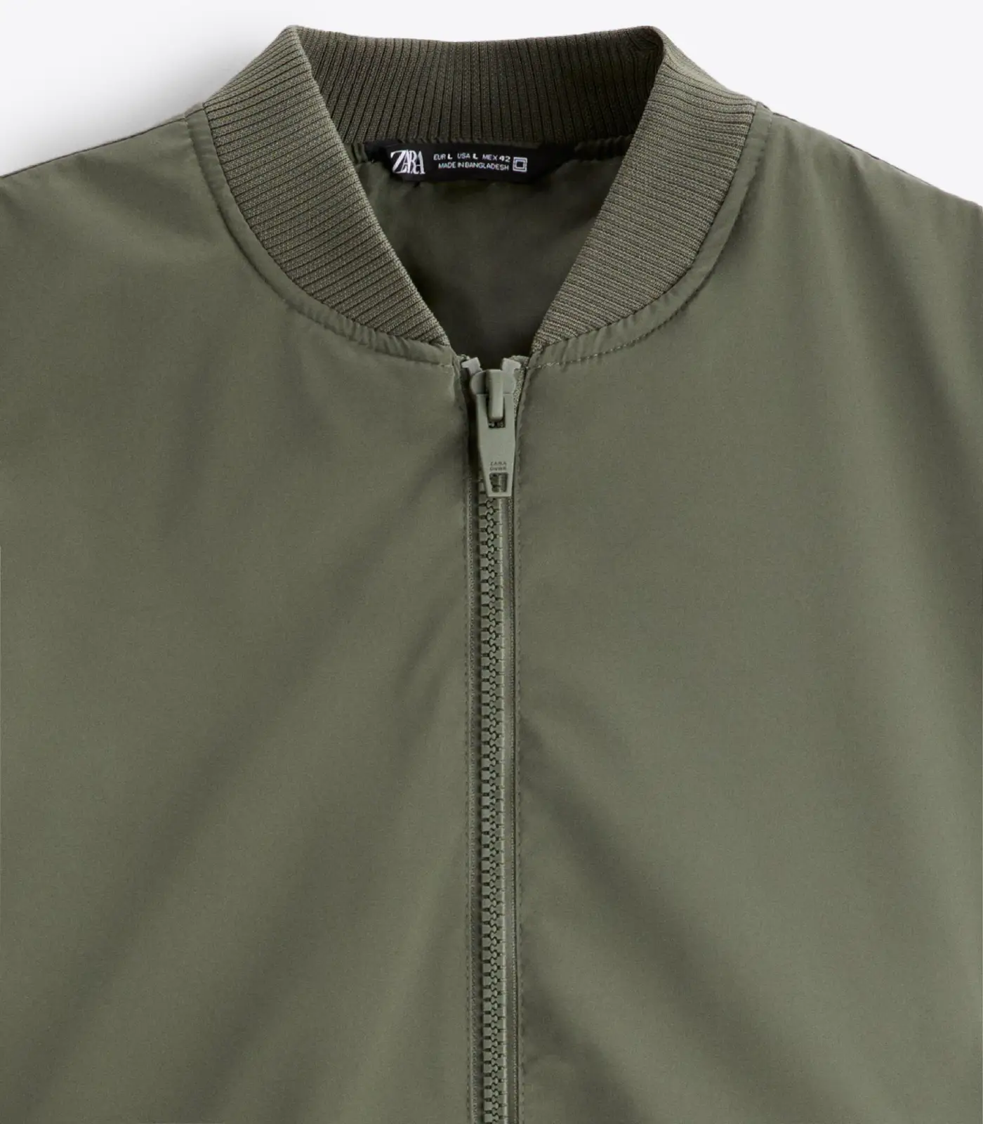 Access Hollywood Jason Kennedy Green Bomber Jacket - Image 4