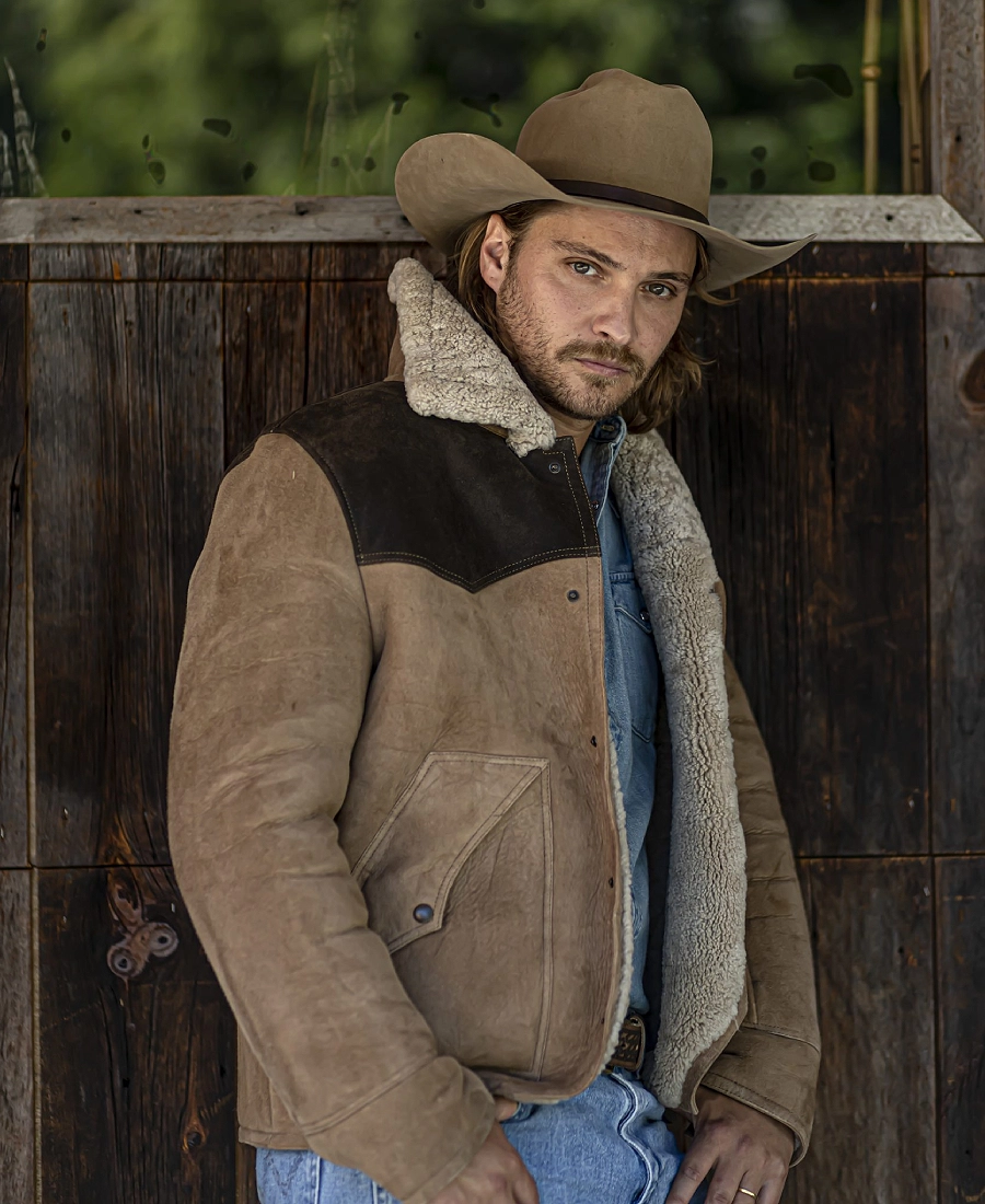 yellowstone kayce dutton brown suede leather jacket side view